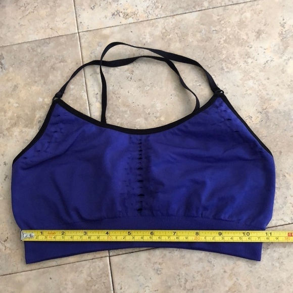 Champion Sports Bra - Picture 6 of 6